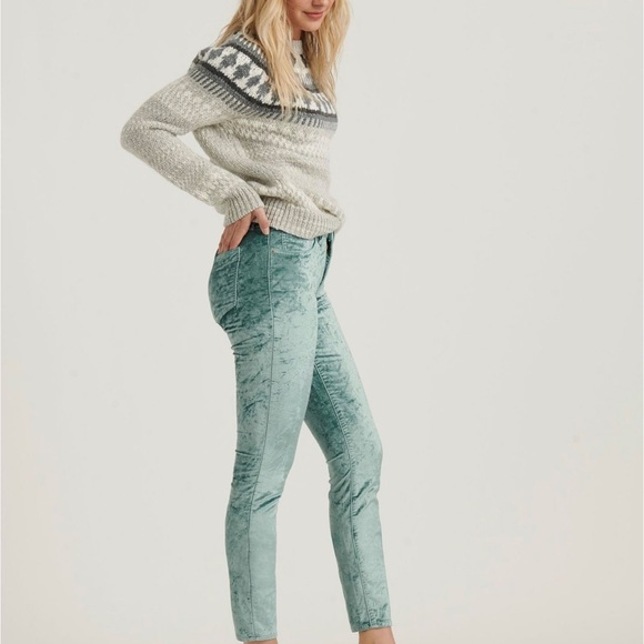 Lucky Brand Mid Rise Ava Skinny Velvet Jean Antartica Size 26/2 - Picture 2 of 11